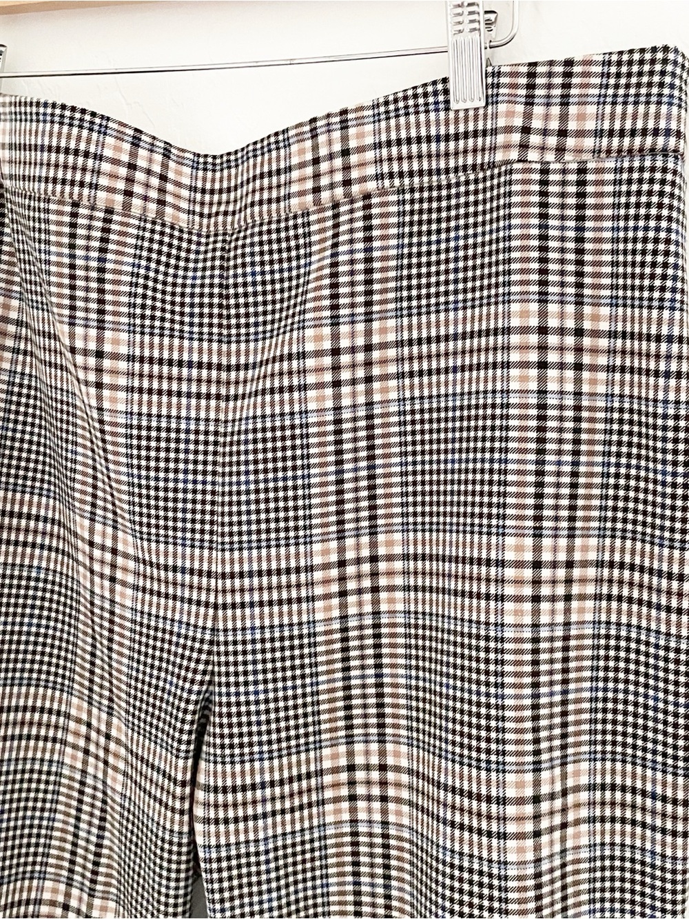 Ann Taylor plaid straight dress pants size 14 - Picture 2 of 6